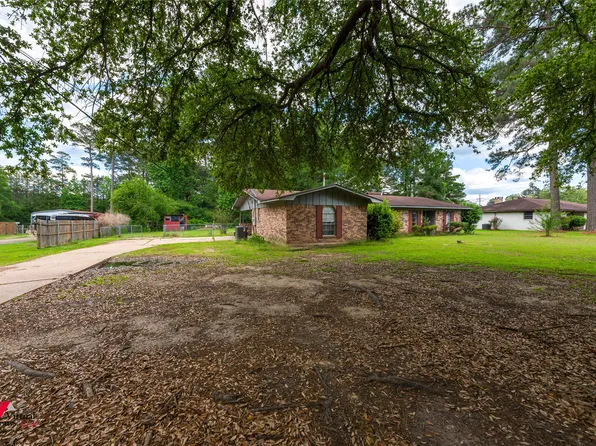 423 11th St NE, Springhill, LA 71075