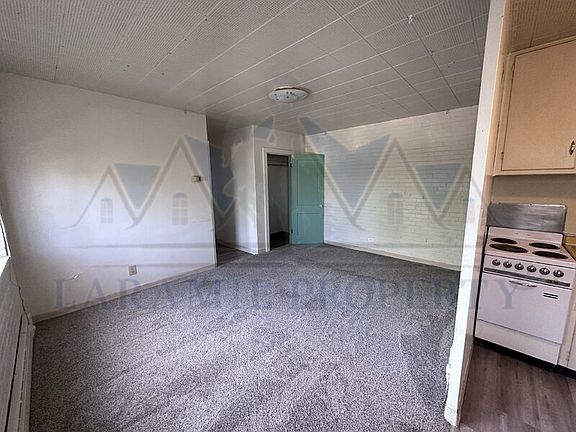 5th image of 309 S 10th St #27