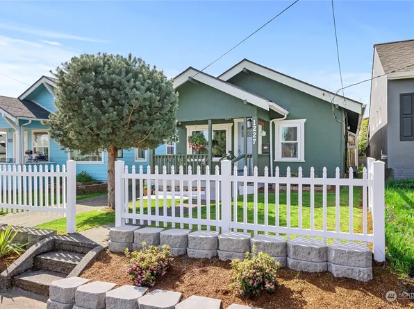 1227 10th Street, Bremerton, WA 98337