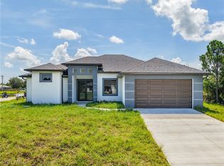 920 Rita Ave N, Lehigh Acres, FL 33971