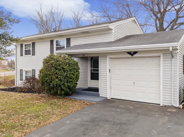 711 Navajo Dr, New Albany, IN 47150