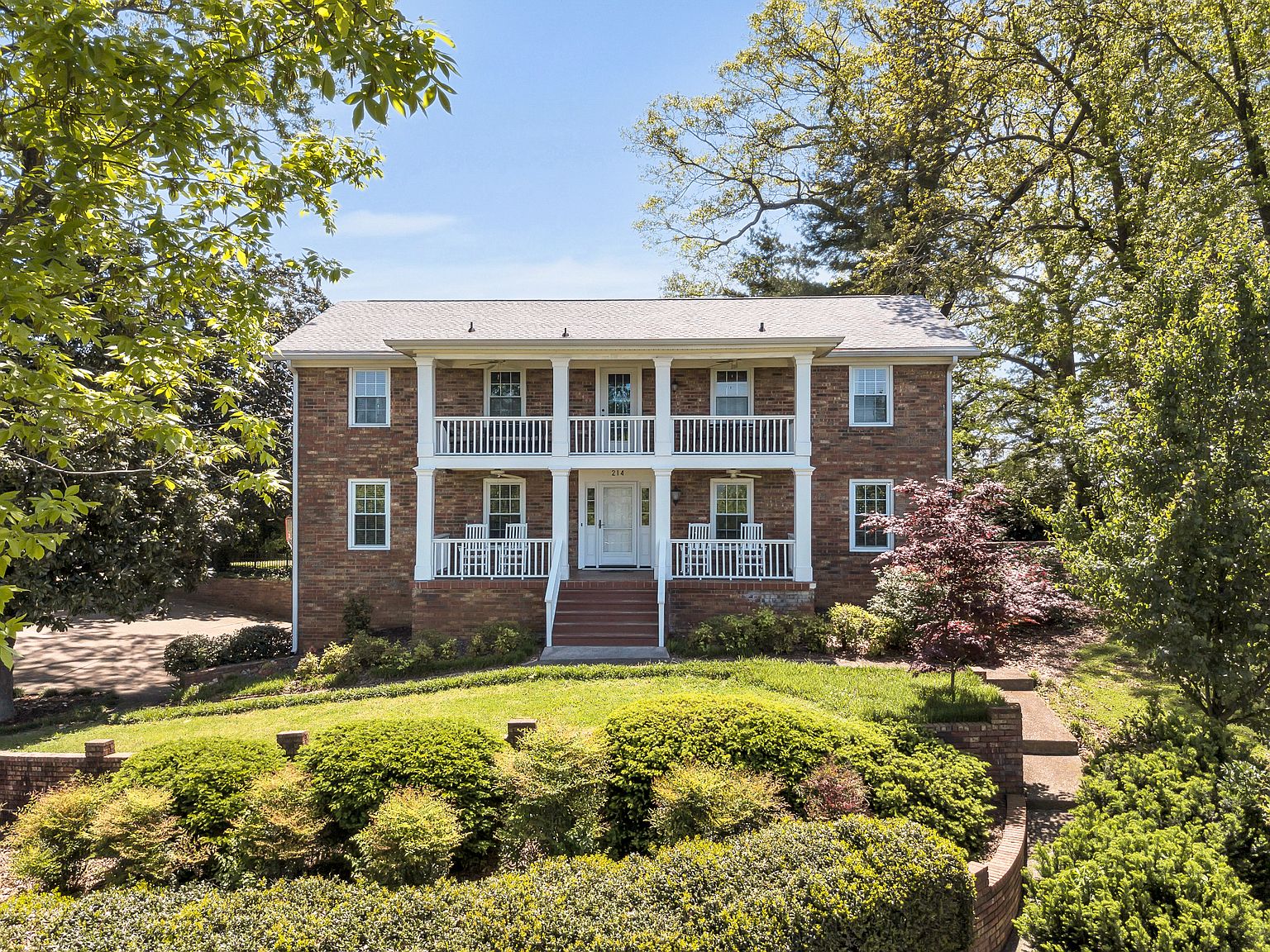 214 S Crest Rd, Chattanooga, TN 37404 Zillow