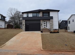 119 Jackson St, Greer, SC 29650