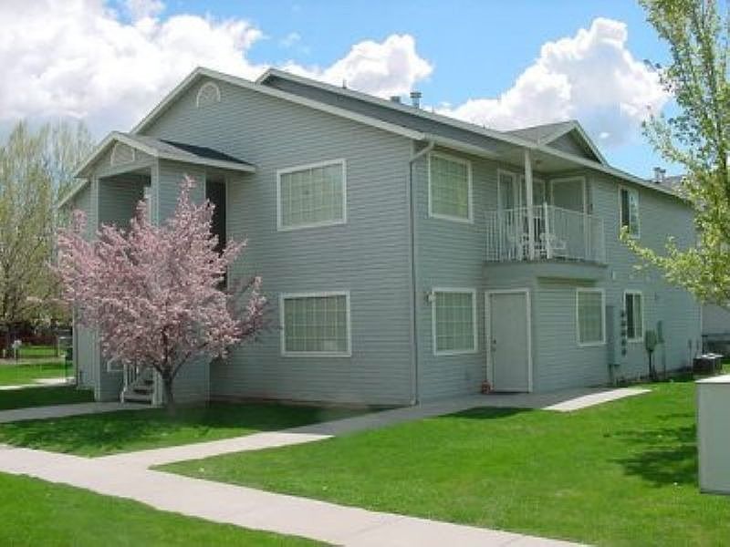 2225 S. Stephen Avenue 101