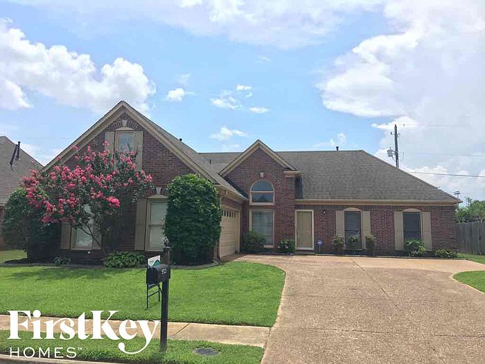 1st image of 9323 Helmsley Dr