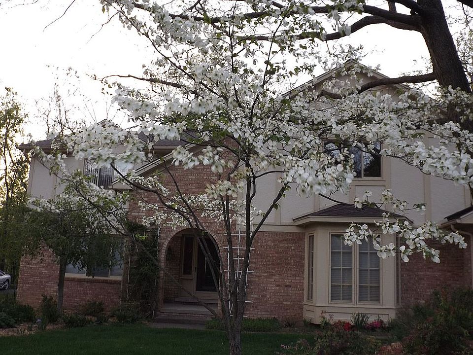 2nd image of 962 Peach Blossom Ln