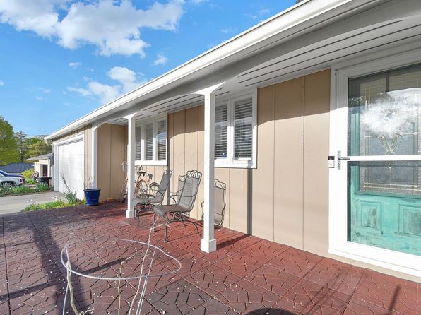 55 Hilltop Rd, Mansfield, OH 44906