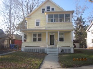 16 Sunapee St, Springfield, MA 01108