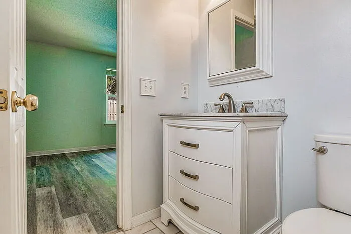 907 Catskill Ln — Photo 20