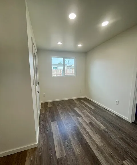 662 Beverly Dr #2 — Photo 3