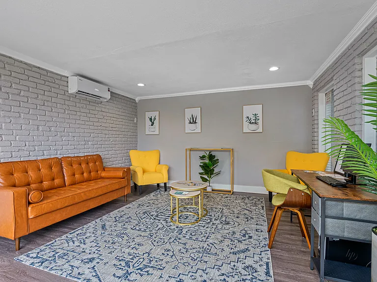 Arbor Place Apartments — Photo 13