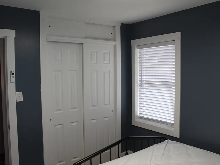 128 S Clark St — Photo 21