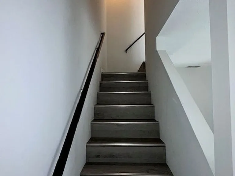 356 Oxford Dr — Photo 10