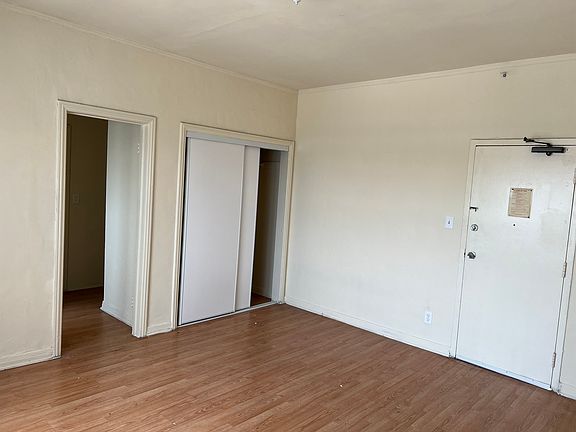 4th image of 742 S Coronado St #L507