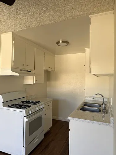 Floor plan 211