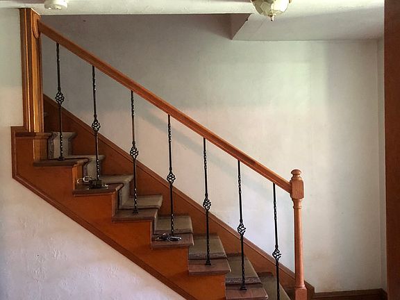 4th image of 4609 Country Club Blvd