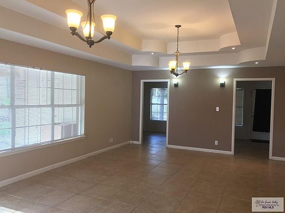 2nd image of 504 Calle Retama