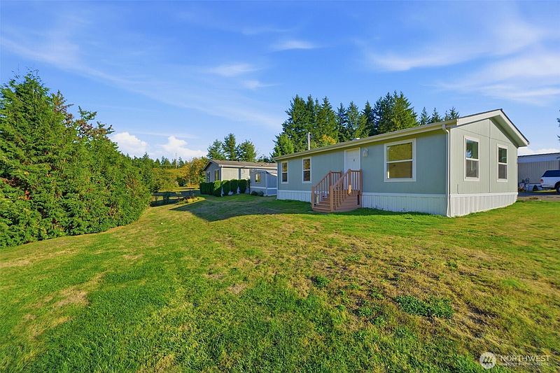 2nd image of 512 SW Berry Lake Drive #26