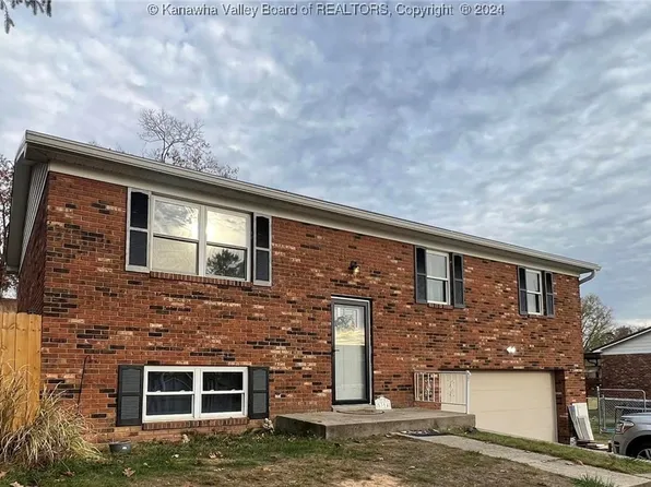 5314 Keith Dr, Cross Lanes, WV 25313