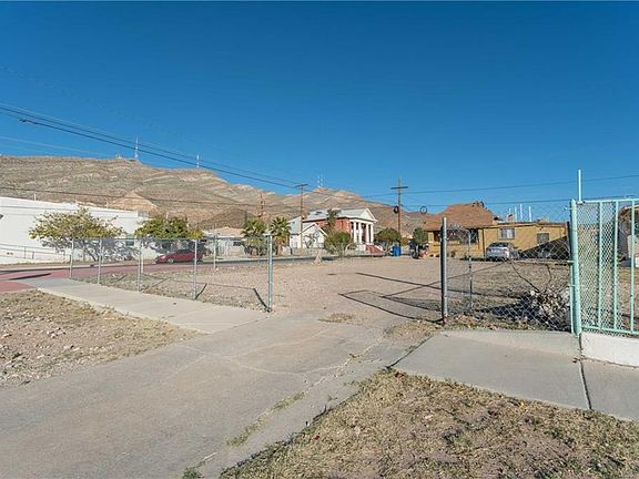 3rd image of 2401 San Diego Ave
