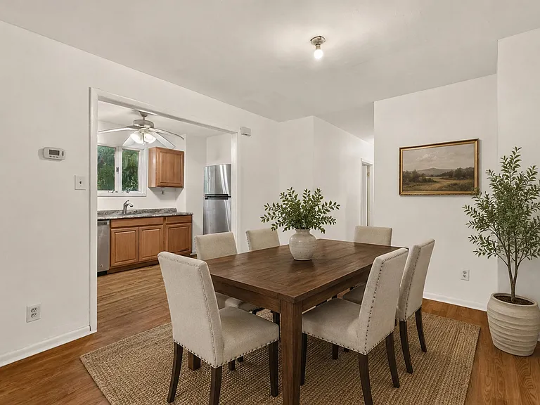 364 Princeton Ave #1 — Photo 9