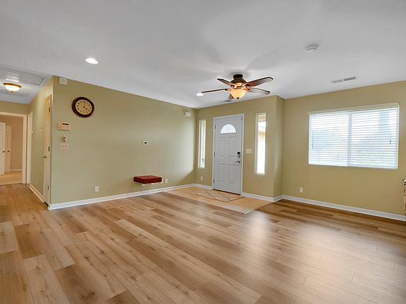 3rd image of 3171 La Mantia Dr