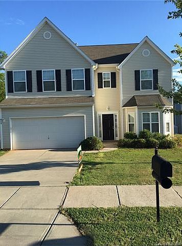 1st image of 915 Coach House Ct