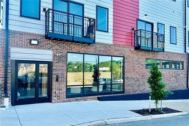 3809 Liberty Ave Unit 401 photo 1