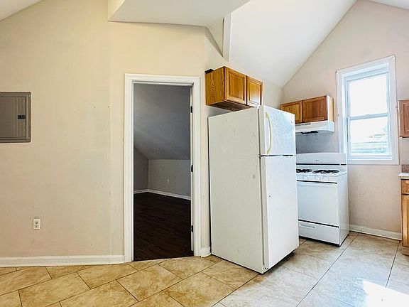 3rd image of 175 17th Ave #1-A