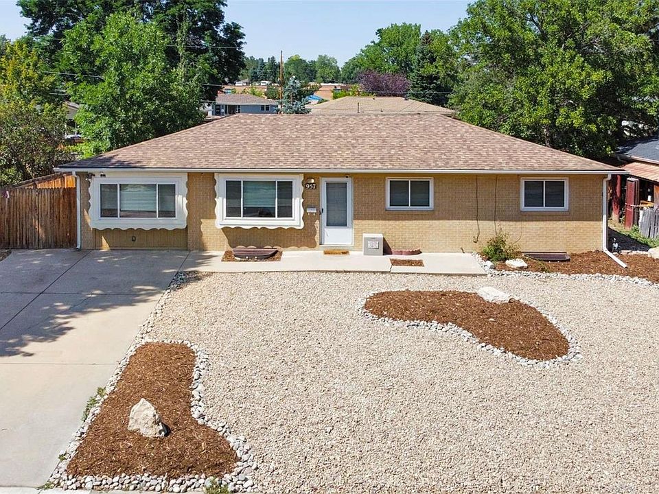 1st image of 957 E 9th Avenue