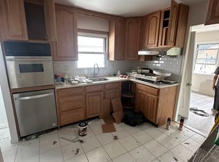 221-24 59th Ave FLOOR 2, Oakland Gardens, NY 11364