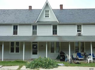 609 Chestnut St, Delta, PA 17314