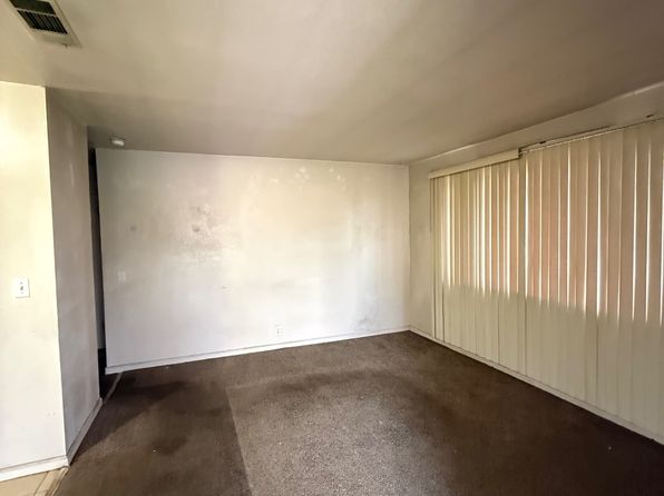 425 McDonnell Ave #415