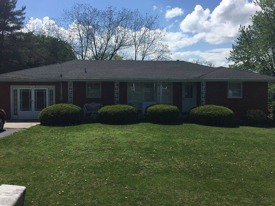 2nd image of 711 Shearee Ct