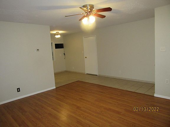 4th image of 24917 Carlos Bee Blvd