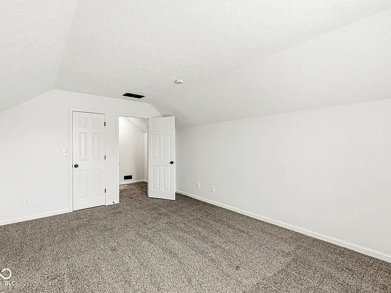 2747 Foxbriar Pl — Photo 25