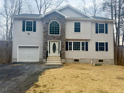 2119 Sunrise Ct, East Stroudsburg, PA, 18302