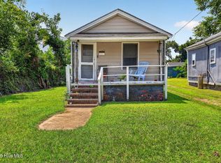 1029 Queen St, New Bern, NC 28560