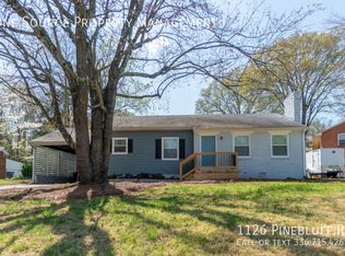 1126 Pinebluff Rd, Winston Salem, NC 27103