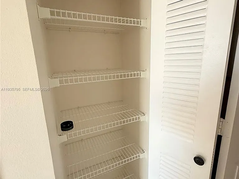 10426 E Clairmont Cir #212 — Photo 25