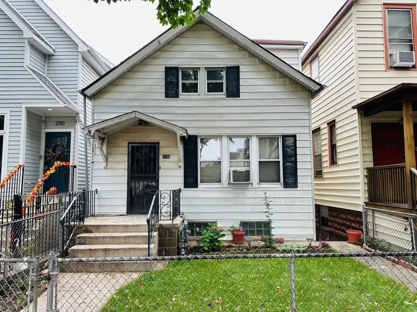2108 W Barry Ave, Chicago, IL 60618