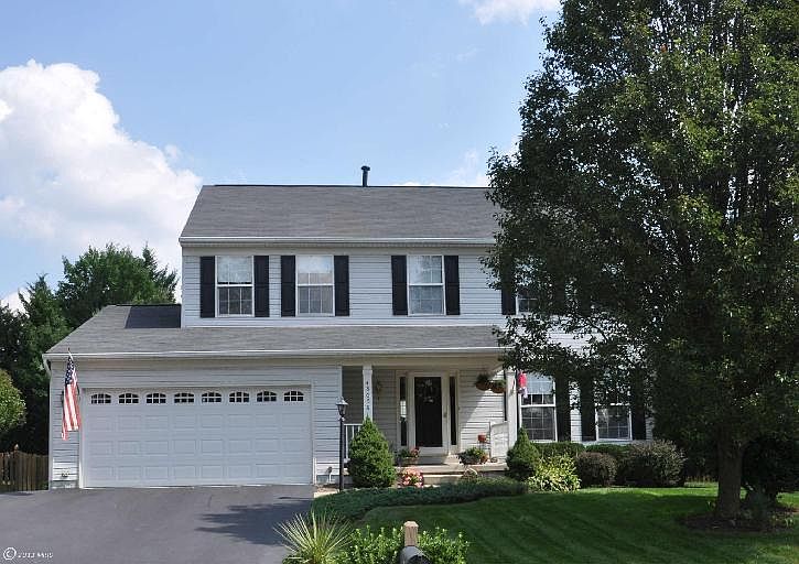 1st image of 43058 Weatherwood Dr
