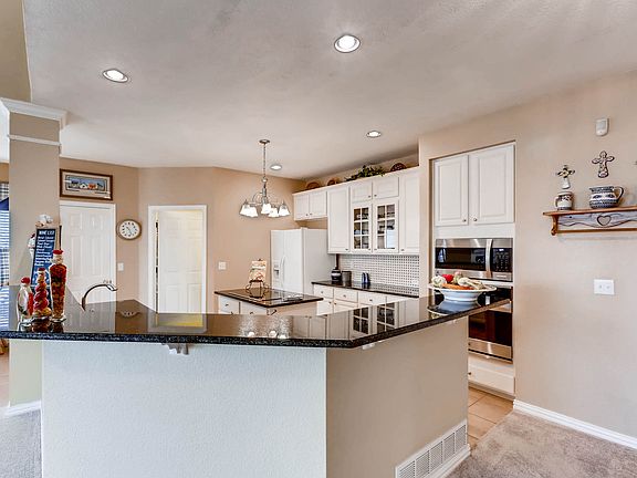 Updated kitchen with SS appl