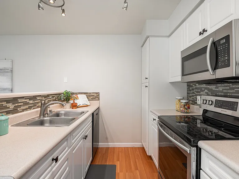 15150 140th Way SE #U303 — Photo 5