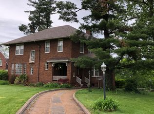 1100 Swifts Hwy, Jefferson City, MO 65109