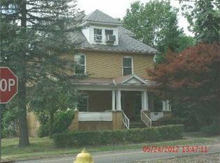 146 S New Castle St, New Wilmington, PA 16142