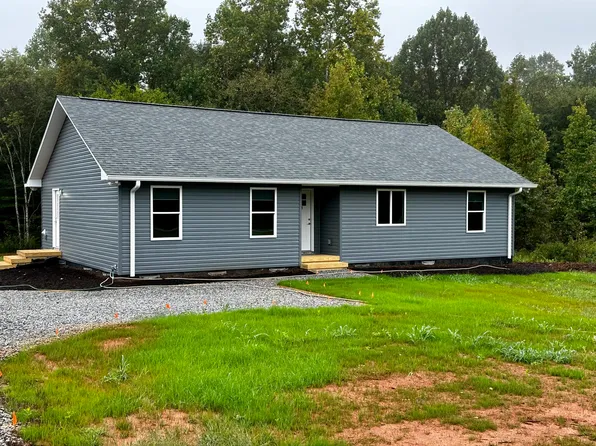 6431 Little Mountain Rd, Sherrills Ford, NC 28673