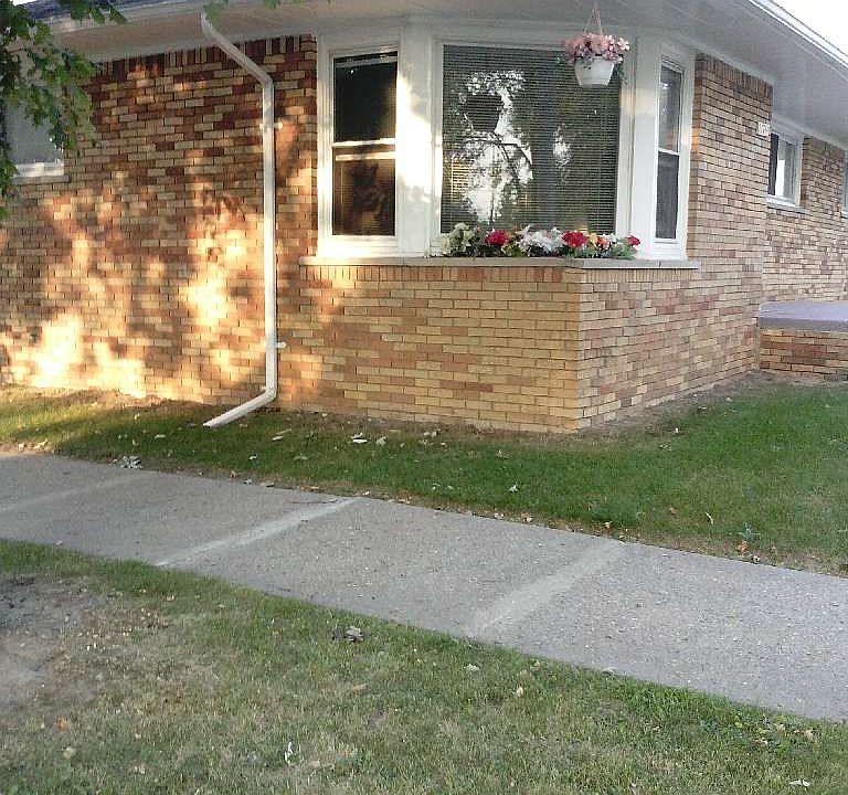 1st image of 13344 Charlotte Ave