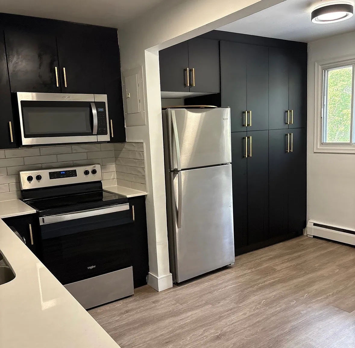 280 Lorne Avenue Kitchener — Photo 1