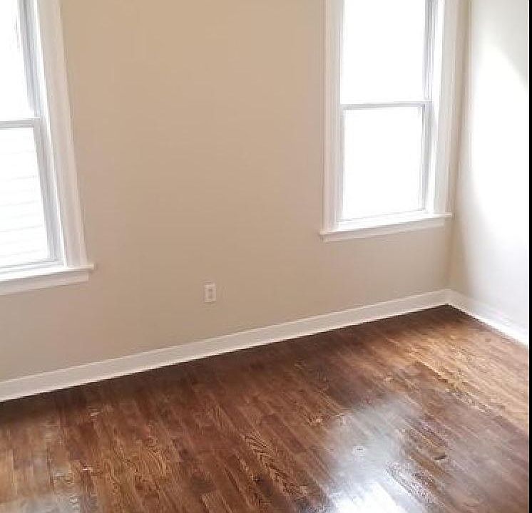 2nd image of 12 Parnell Pl